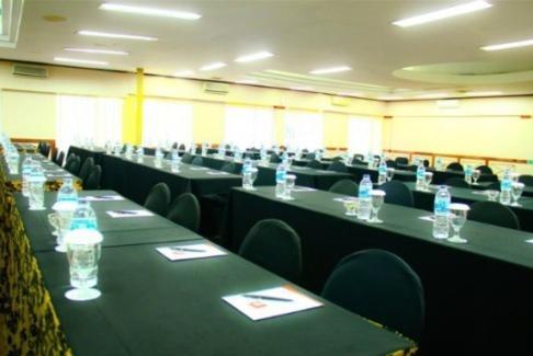 Grand Prioritas Hotel Bogor Kültér fotó
